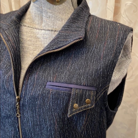 Cafe au Lait sleeveless top - Picture 2 of 5